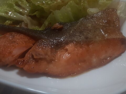 サクふわ!レモンで爽快な鮭のムニエル